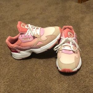 Free shipping Pink Adidas Chucky Tennis Shoe